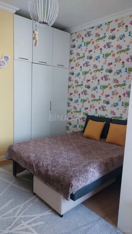 Satılır 2 otaqlı mənzil 63 m²