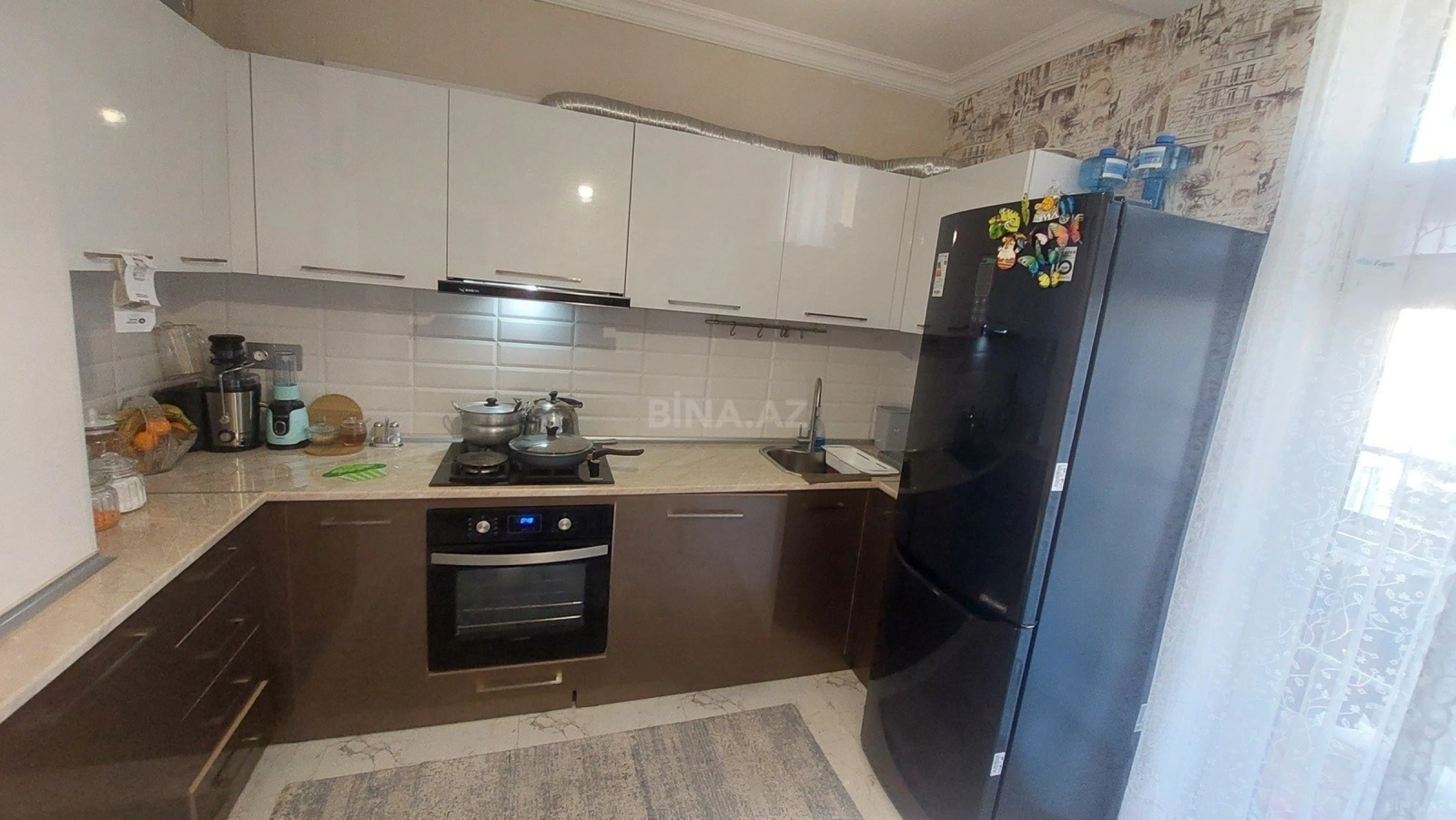 Satılır 2 otaqlı mənzil 63 m²