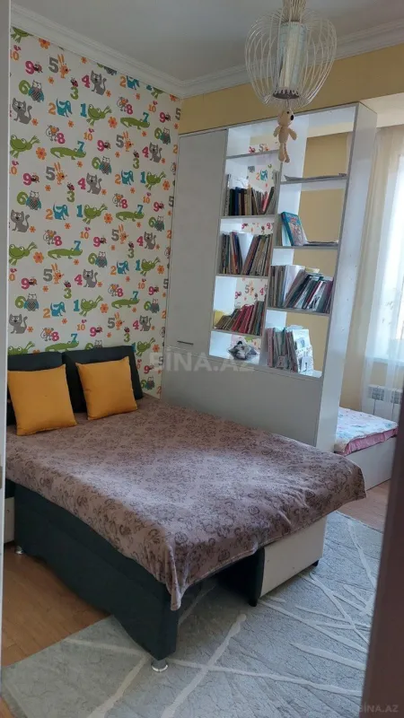 Satılır 2 otaqlı mənzil 63 m²