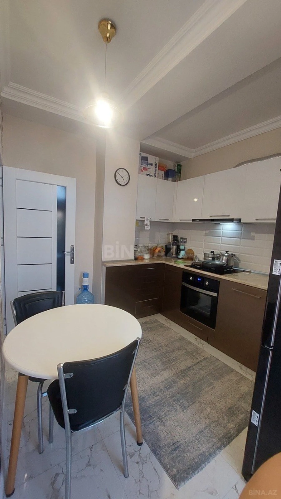 Satılır 2 otaqlı mənzil 63 m²