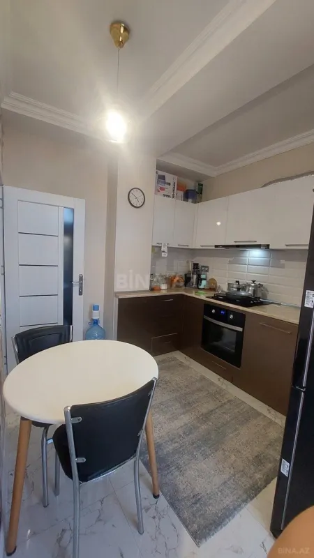 Satılır 2 otaqlı mənzil 63 m²