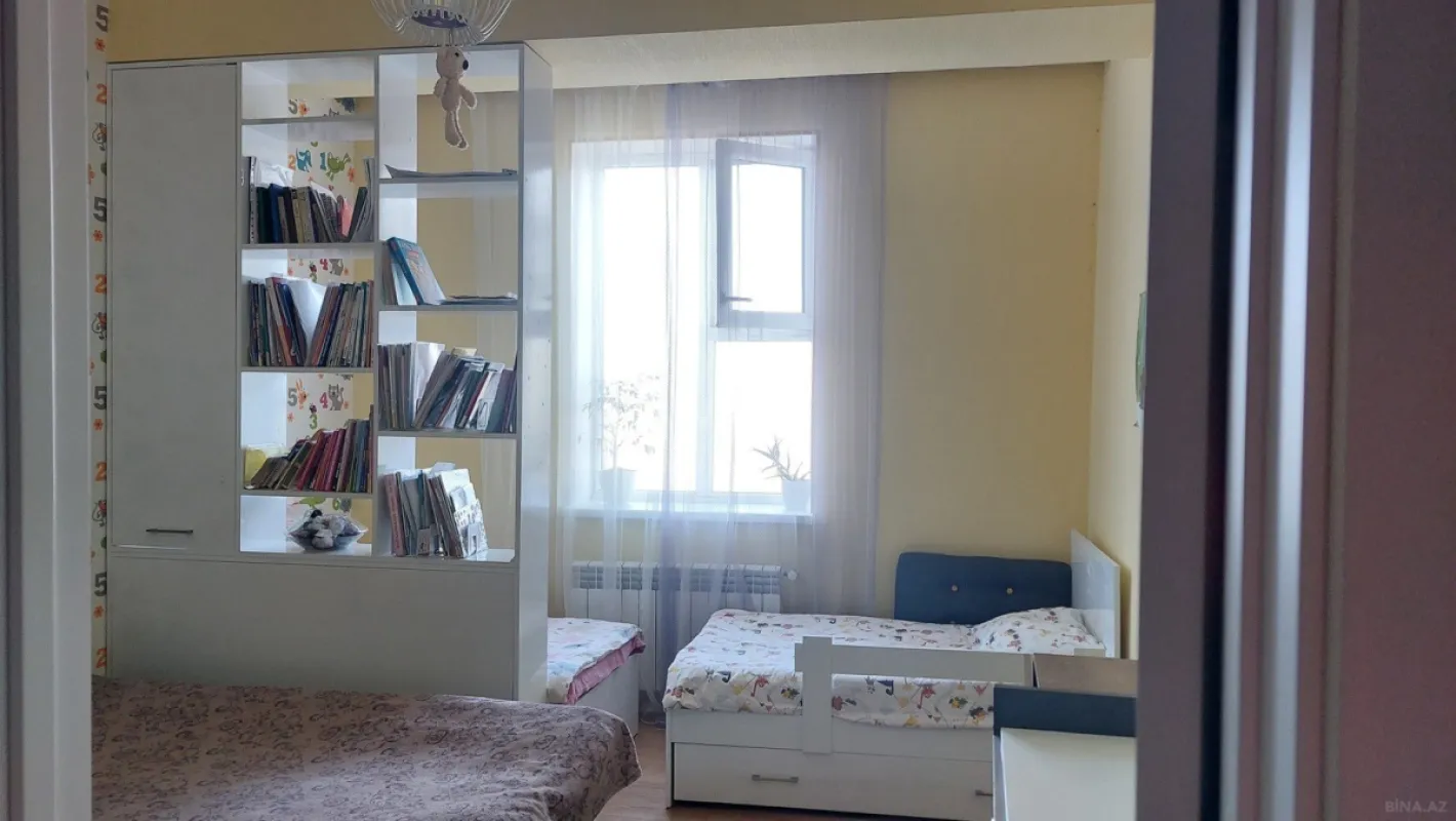 Satılır 2 otaqlı mənzil 63 m²