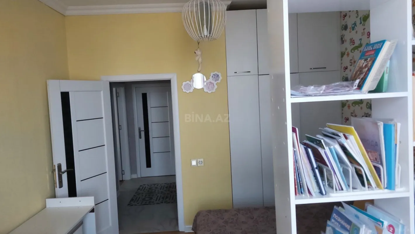 Satılır 2 otaqlı mənzil 63 m²