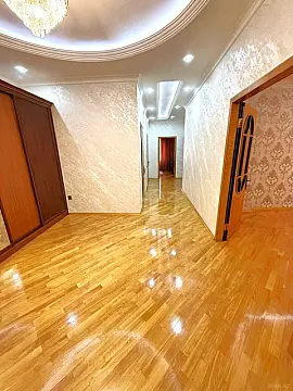 Kirayə verilir 3 otaqlı mənzil 140 m²