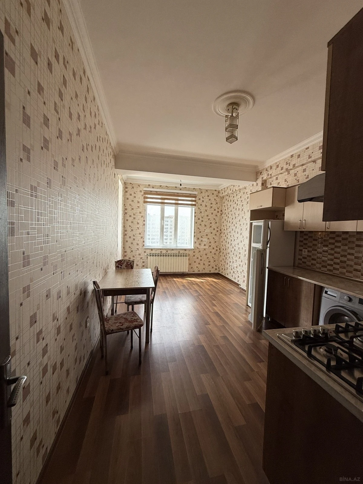 Kirayə verilir 2 otaqlı mənzil 70 m²