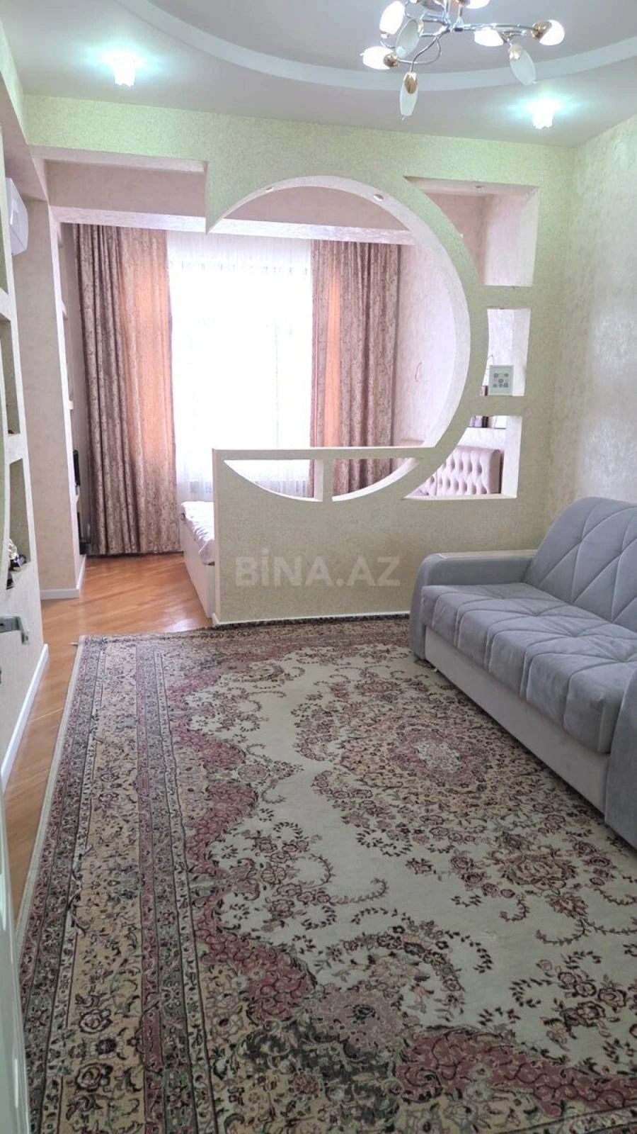 Satılır 2 otaqlı mənzil 62 m²