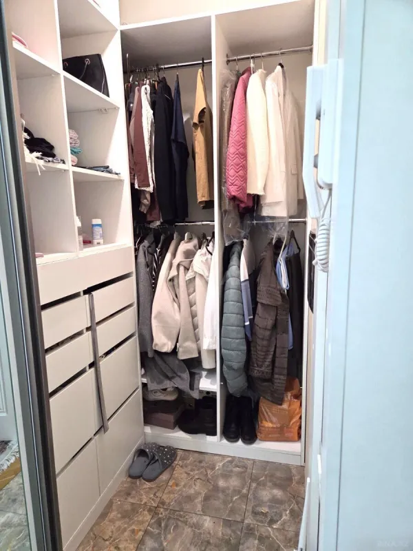 Satılır 2 otaqlı mənzil 62 m²