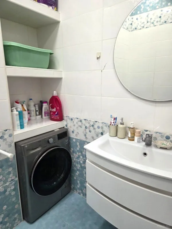 Satılır 2 otaqlı mənzil 62 m²