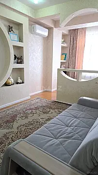 Satılır 2 otaqlı mənzil 62 m²