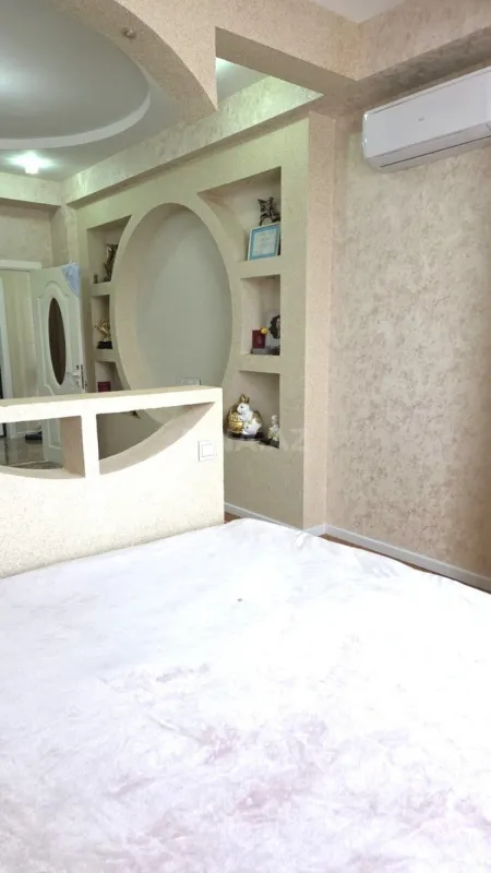 Satılır 2 otaqlı mənzil 62 m²