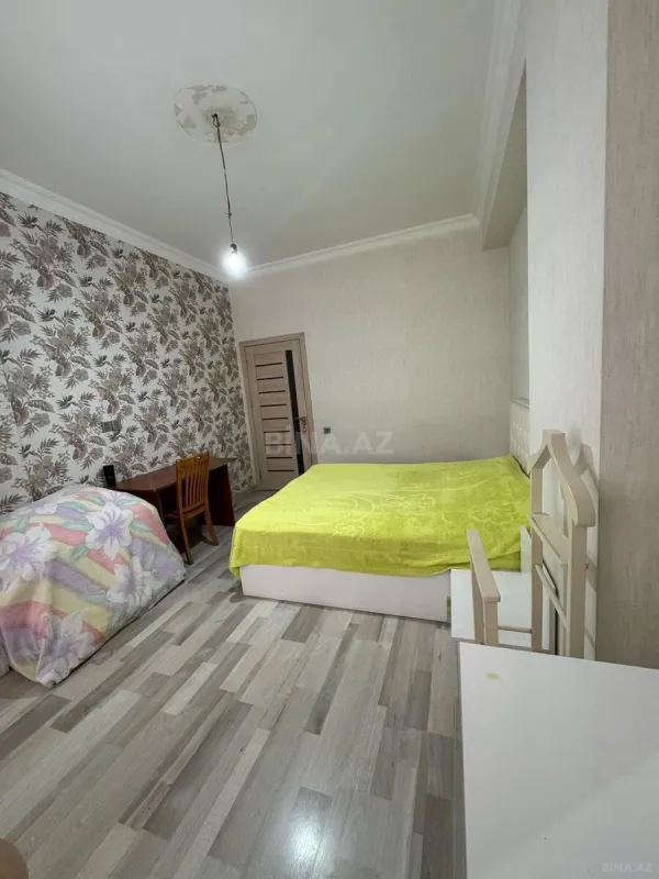 Satılır 3 otaqlı mənzil 105 m²