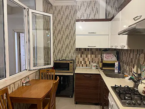 Satılır 3 otaqlı mənzil 105 m²