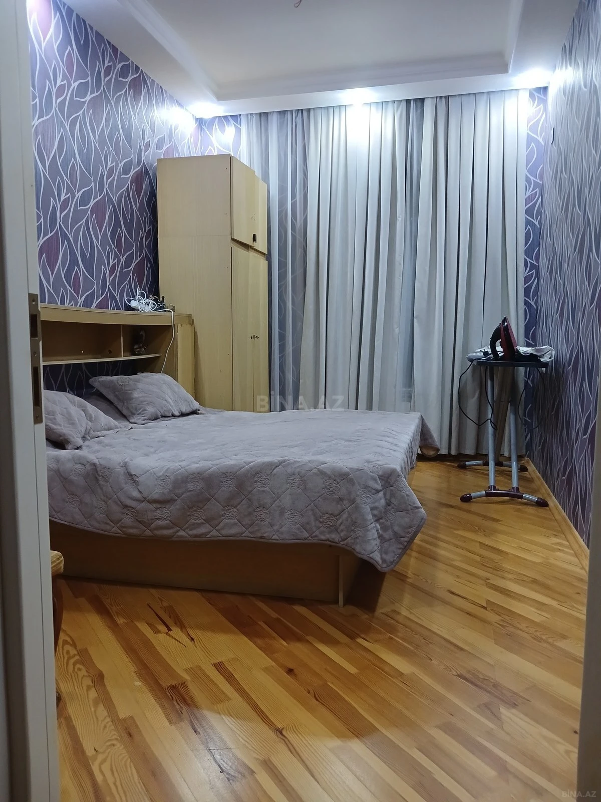 Satılır 5 otaqlı həyət evi 450 m²