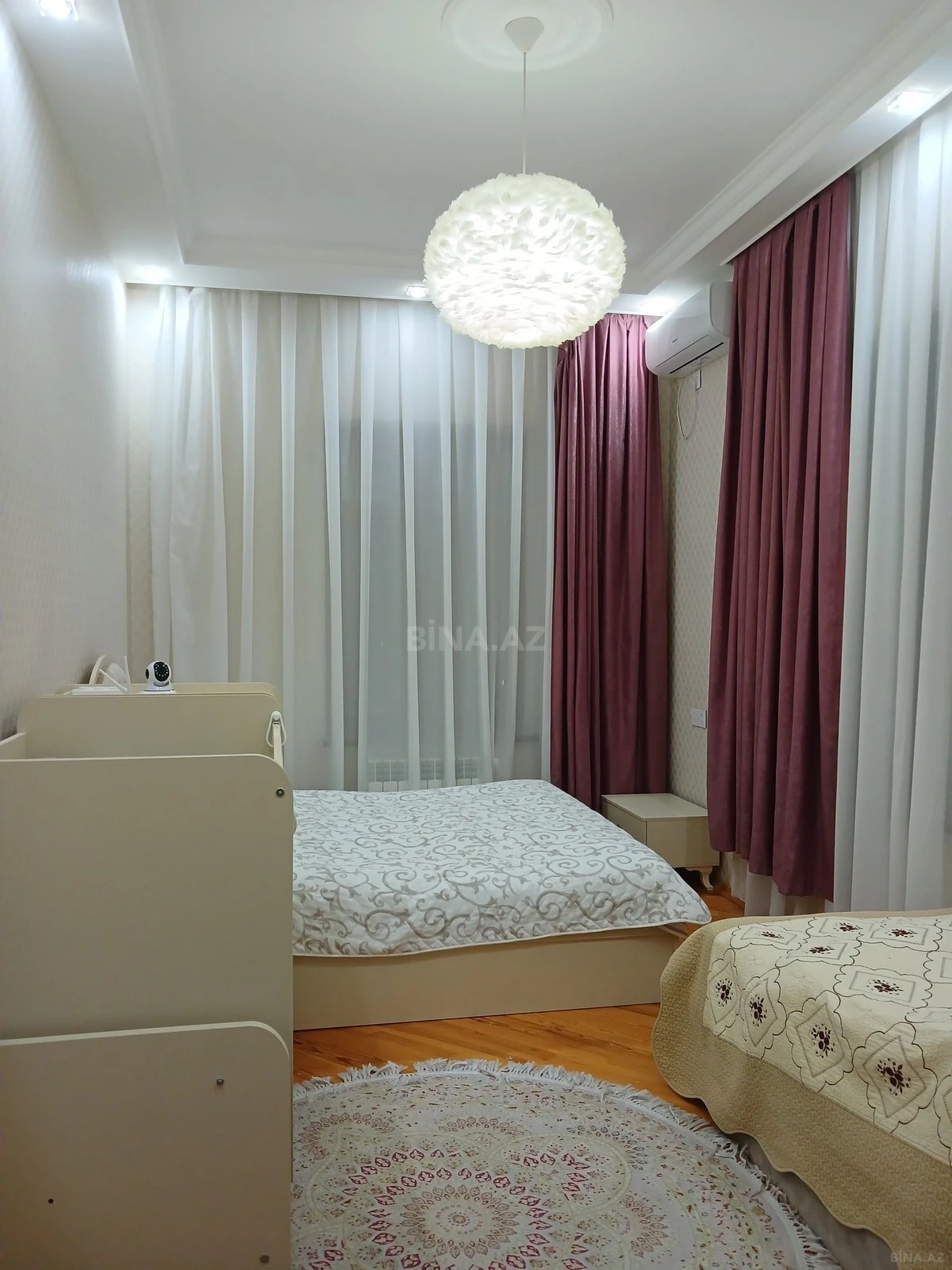 Satılır 5 otaqlı həyət evi 450 m²