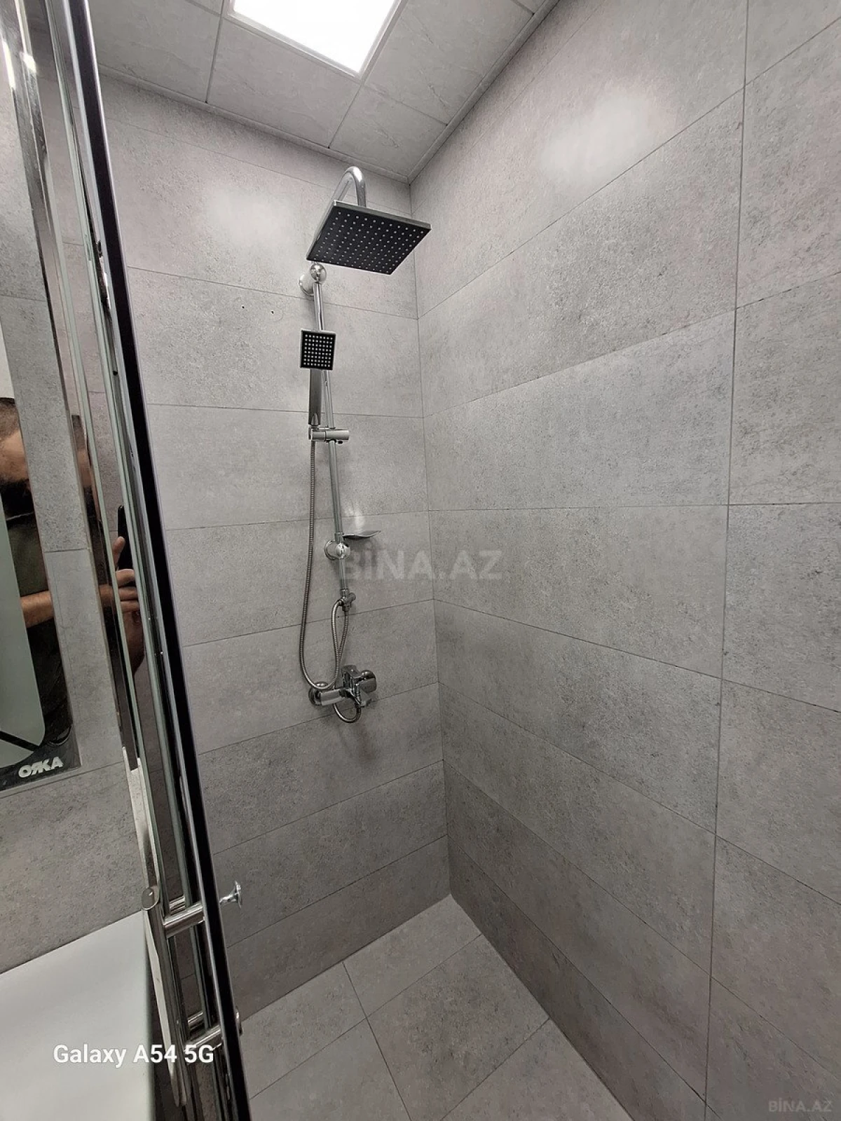 Kirayə verilir 2 otaqlı mənzil 70 m²