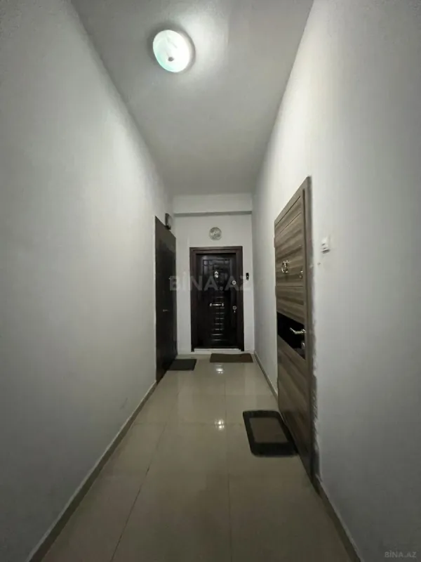 Satılır 3 otaqlı mənzil 130 m²
