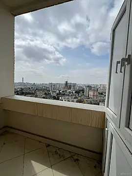 Satılır 3 otaqlı mənzil 130 m²