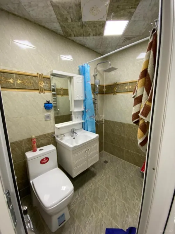 Kirayə verilir 2 otaqlı mənzil 70 m²