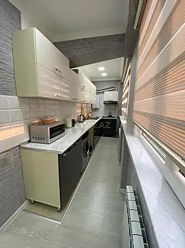 Kirayə verilir 2 otaqlı mənzil 70 m²