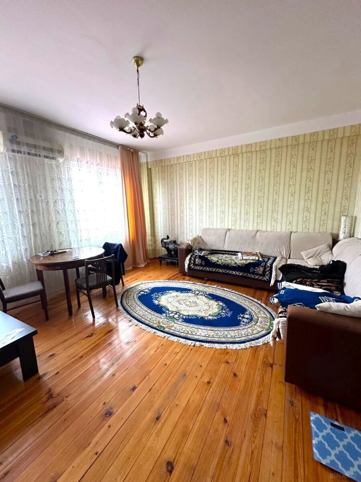 Satılır 3 otaqlı mənzil 112 m²