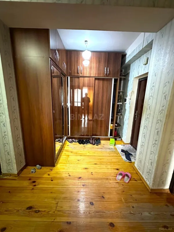 Satılır 3 otaqlı mənzil 112 m²