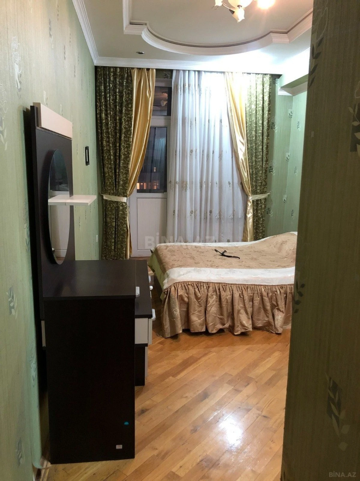 Kirayə verilir 3 otaqlı mənzil 115 m²