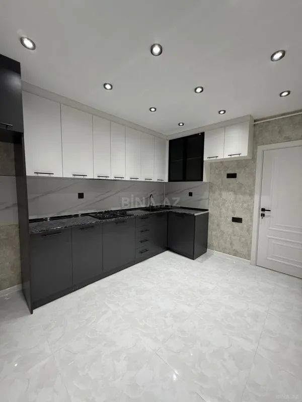 Satılır 2 otaqlı mənzil 60 m²