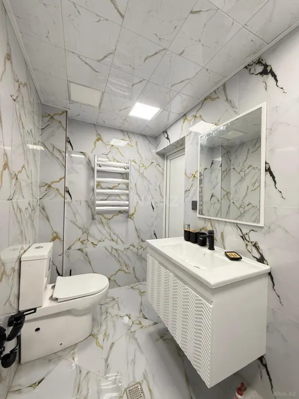 Satılır 2 otaqlı mənzil 65 m²