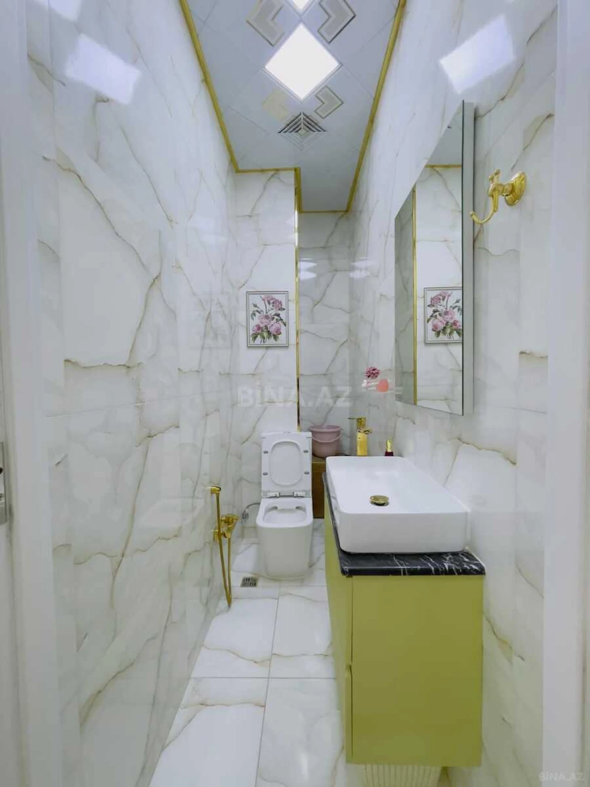 Satılır 4 otaqlı mənzil 130 m²