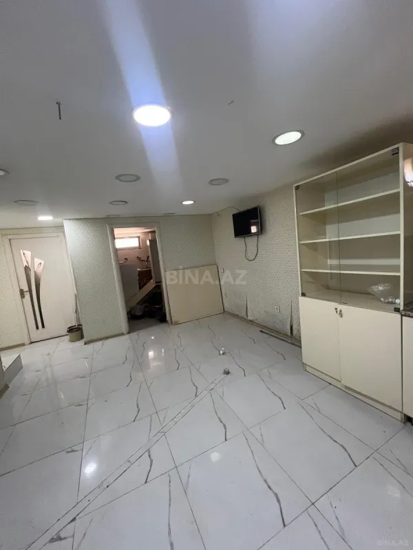 Satılır obyekt 114 m²