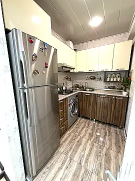 Satılır 2 otaqlı mənzil 67 m²