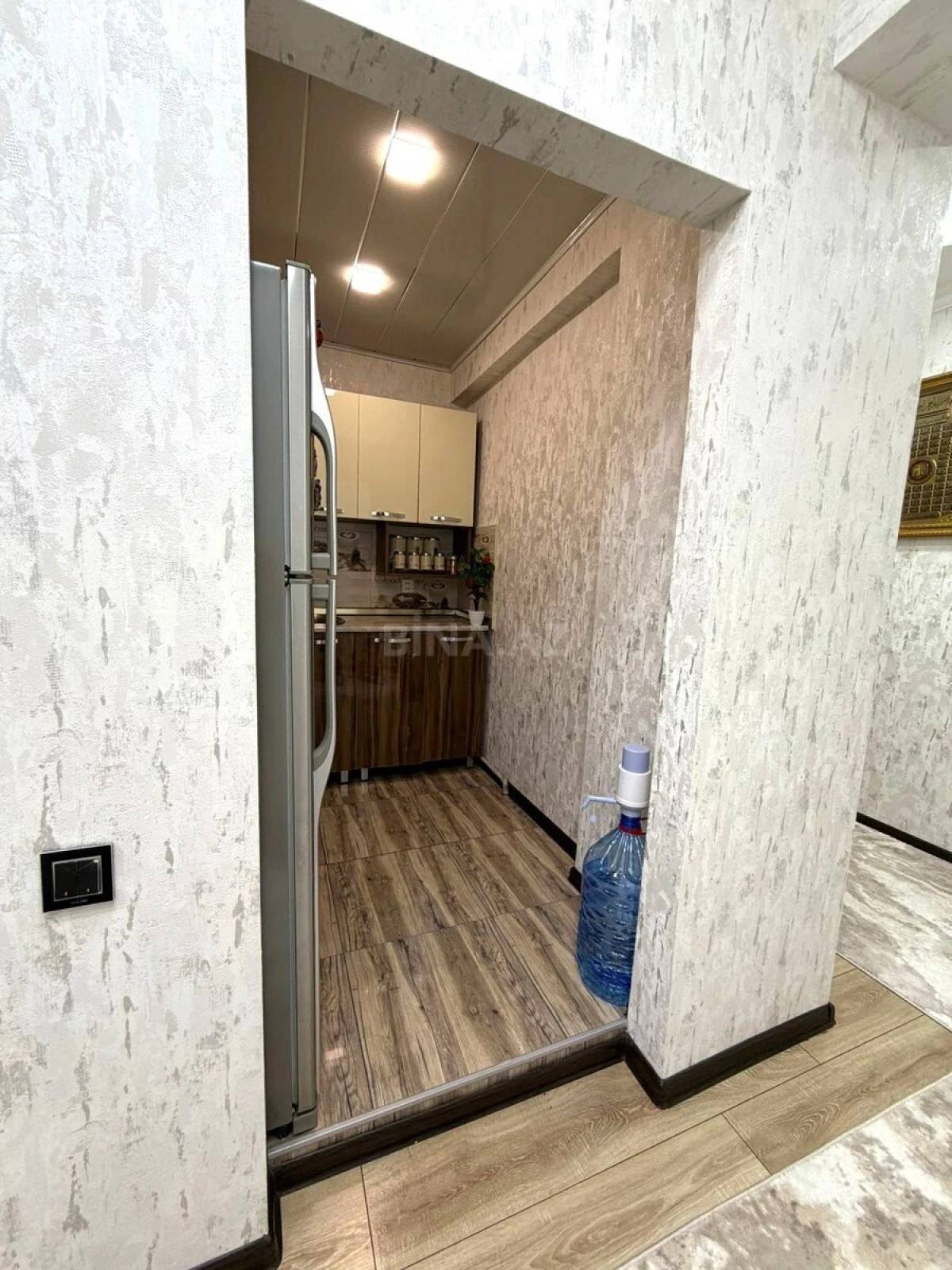 Satılır 2 otaqlı mənzil 67 m²