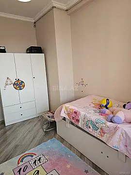 Satılır 3 otaqlı mənzil 78 m²