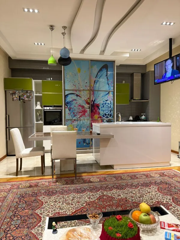 Satılır 3 otaqlı mənzil 160 m²