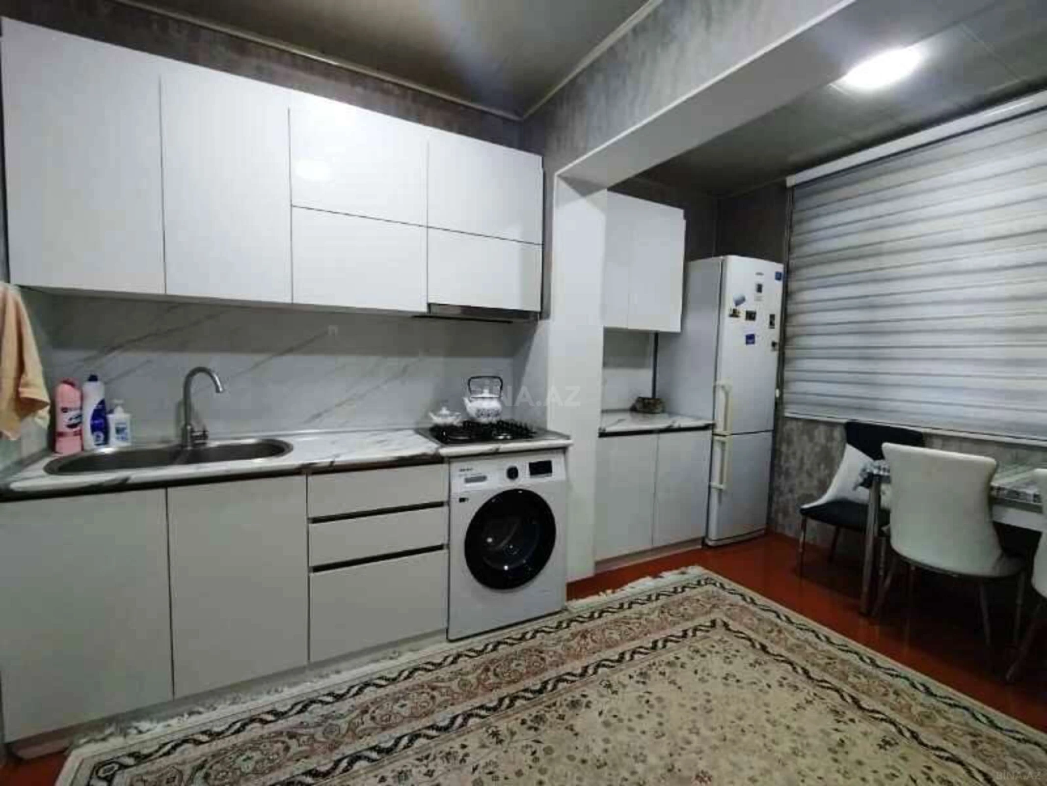 Satılır 2 otaqlı mənzil 60 m²