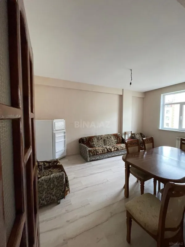 Kirayə verilir 2 otaqlı mənzil 42 m²