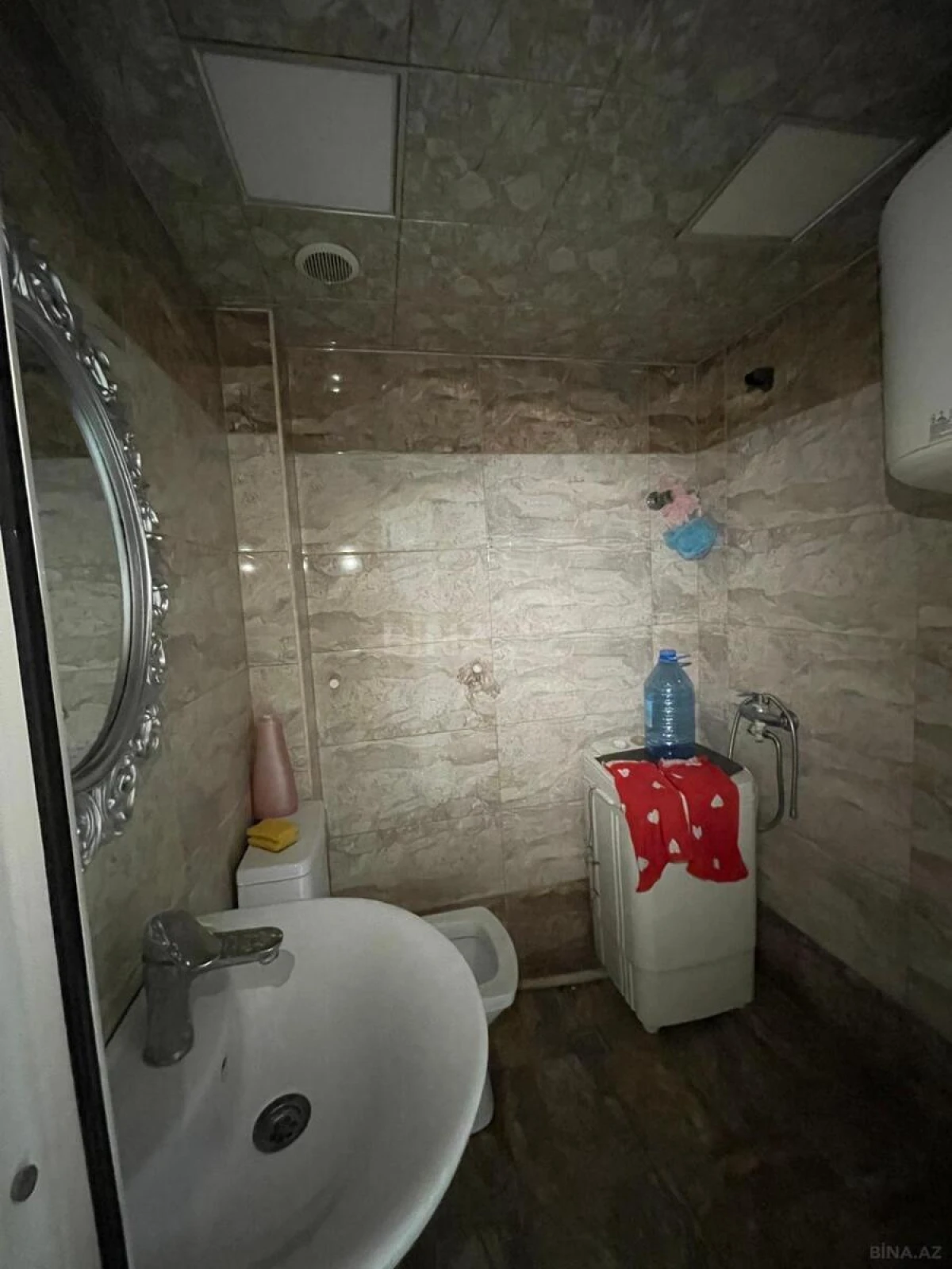 Kirayə verilir 2 otaqlı mənzil 42 m²