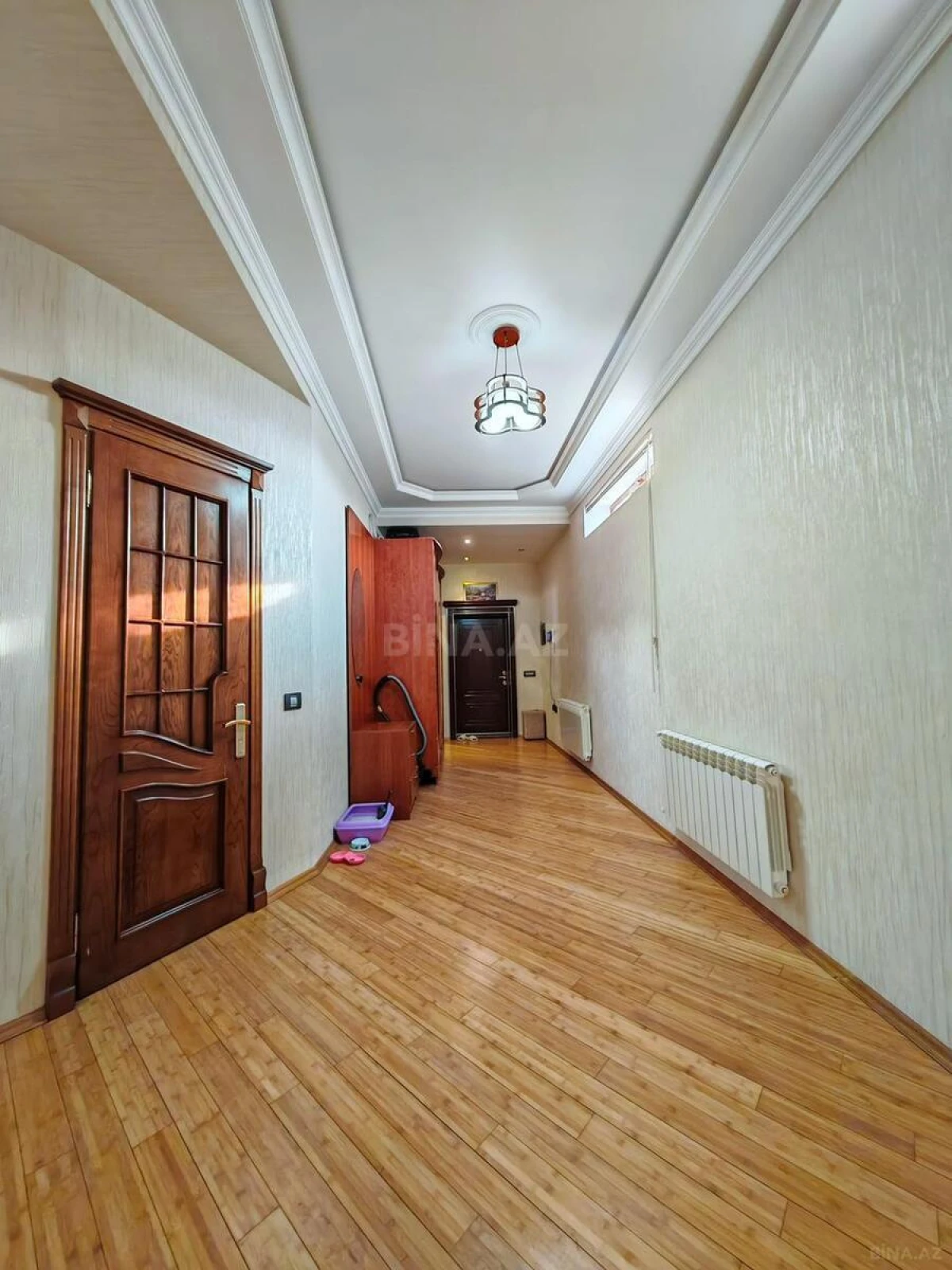 Kirayə verilir 2 otaqlı mənzil 155 m²