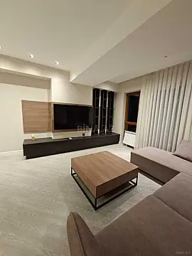 Kirayə verilir 3 otaqlı mənzil 125 m²