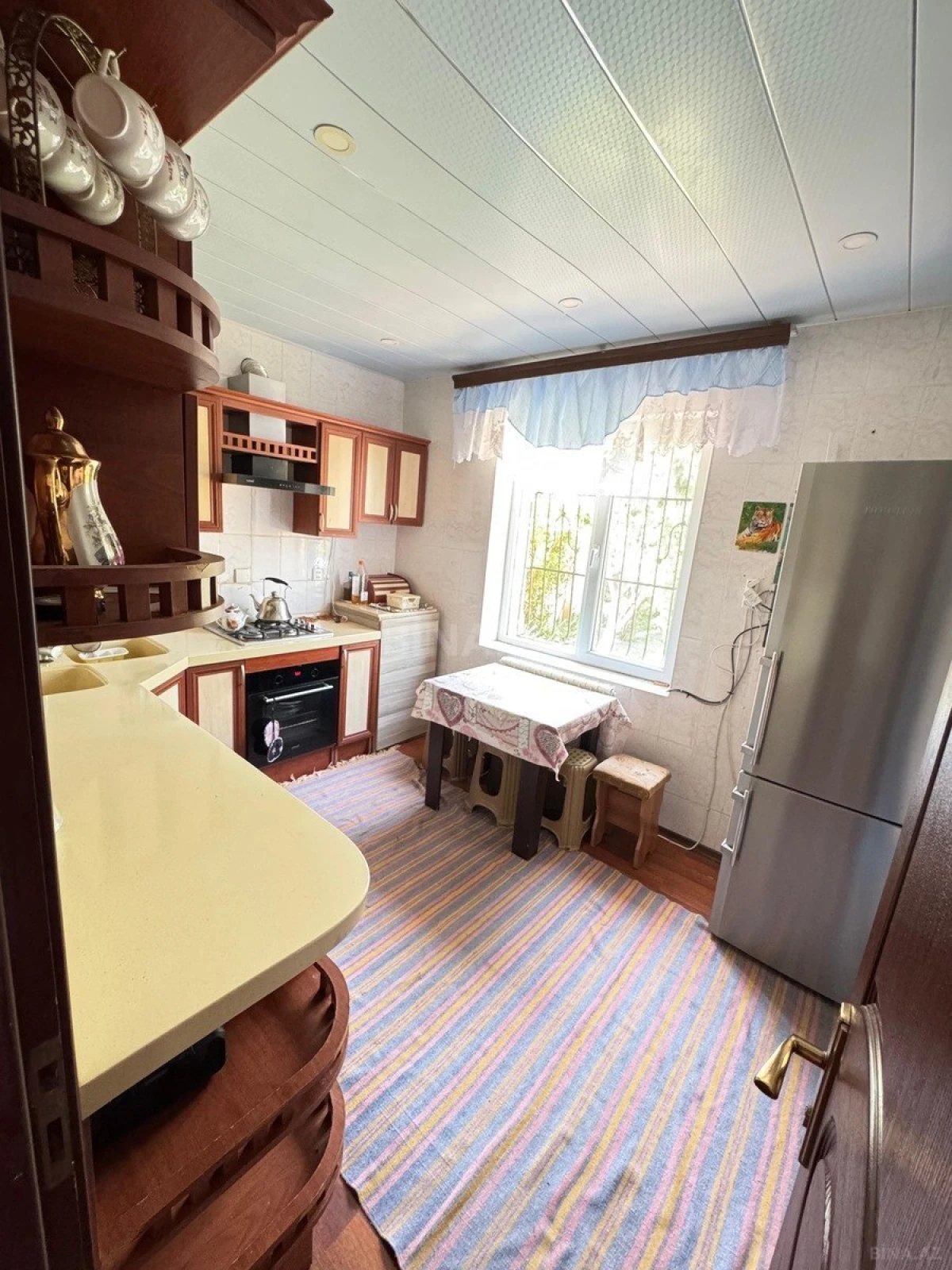 Kirayə verilir 7 otaqlı həyət evi 250 m²