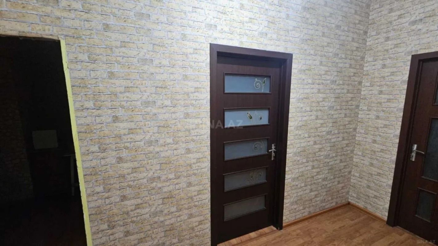 Kirayə verilir 2 otaqlı mənzil 65 m²