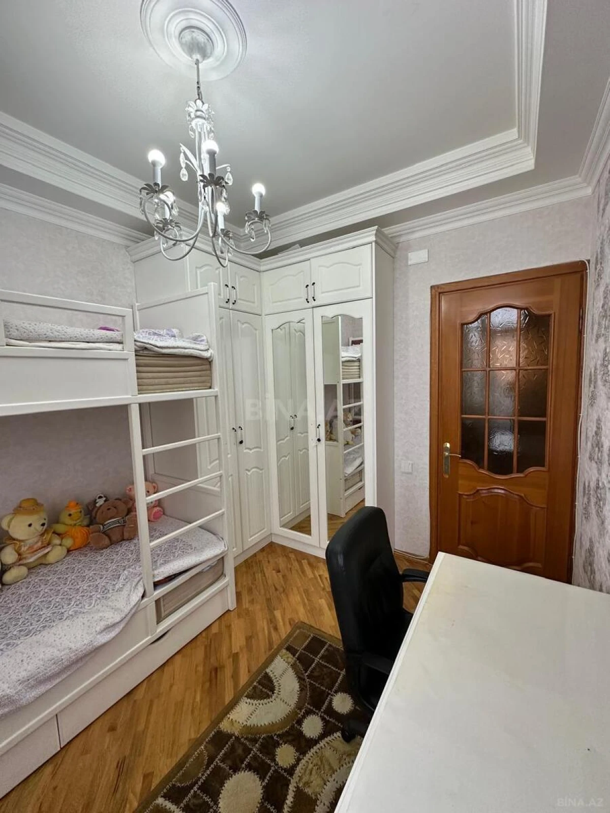 Satılır 3 otaqlı mənzil 77 m²