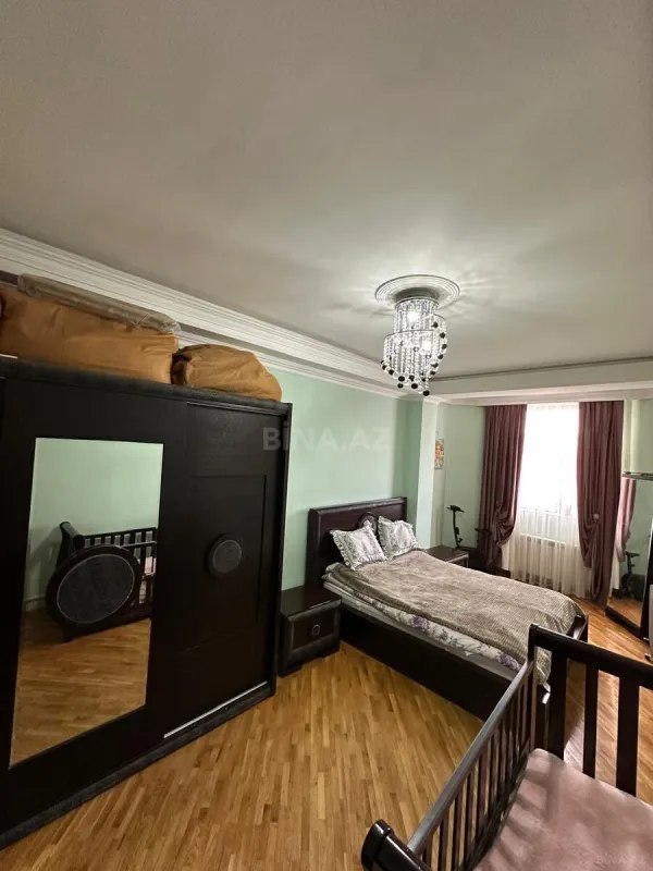 Satılır 3 otaqlı mənzil 77 m²