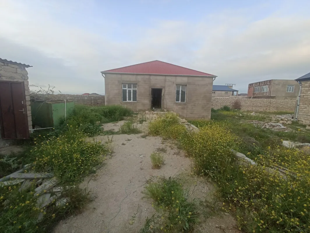 Satılır 3 otaqlı həyət evi 95 m²