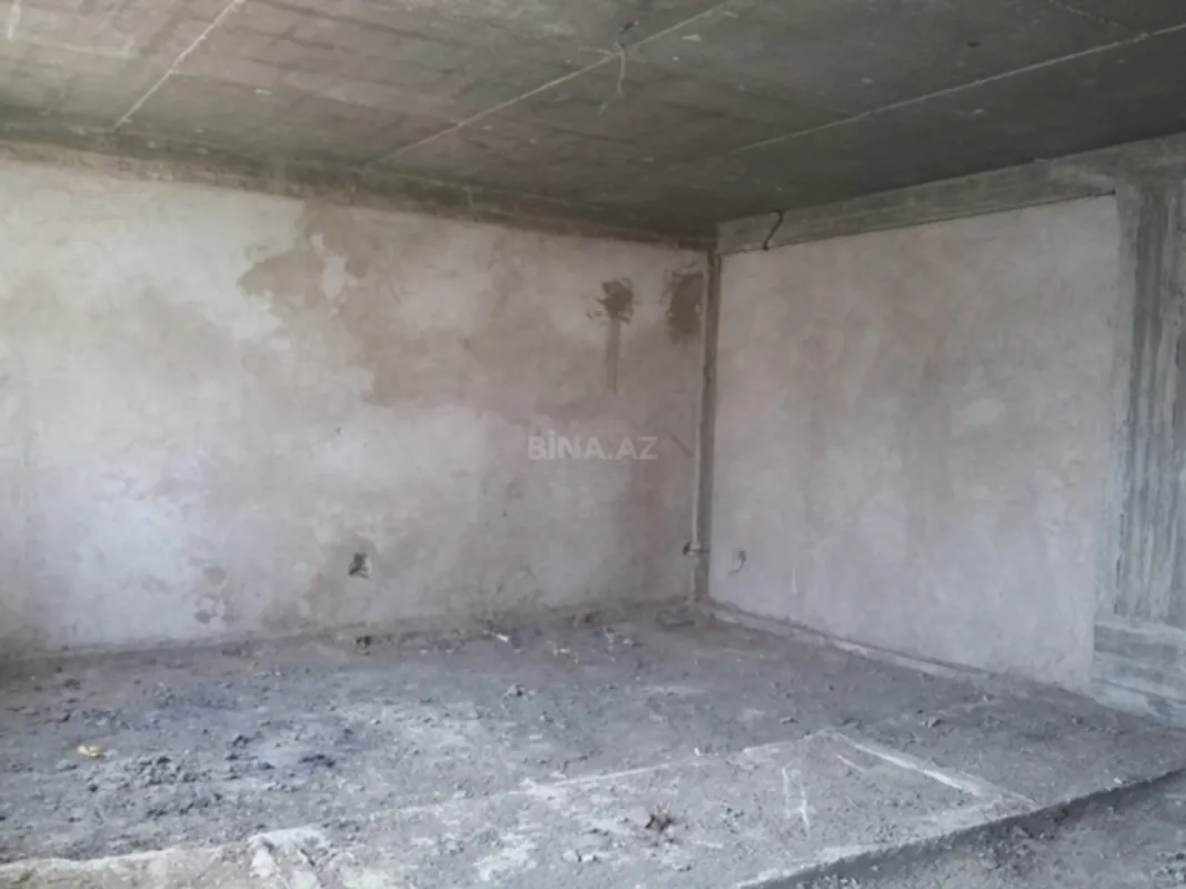 Satılır 4 otaqlı mənzil 165 m²