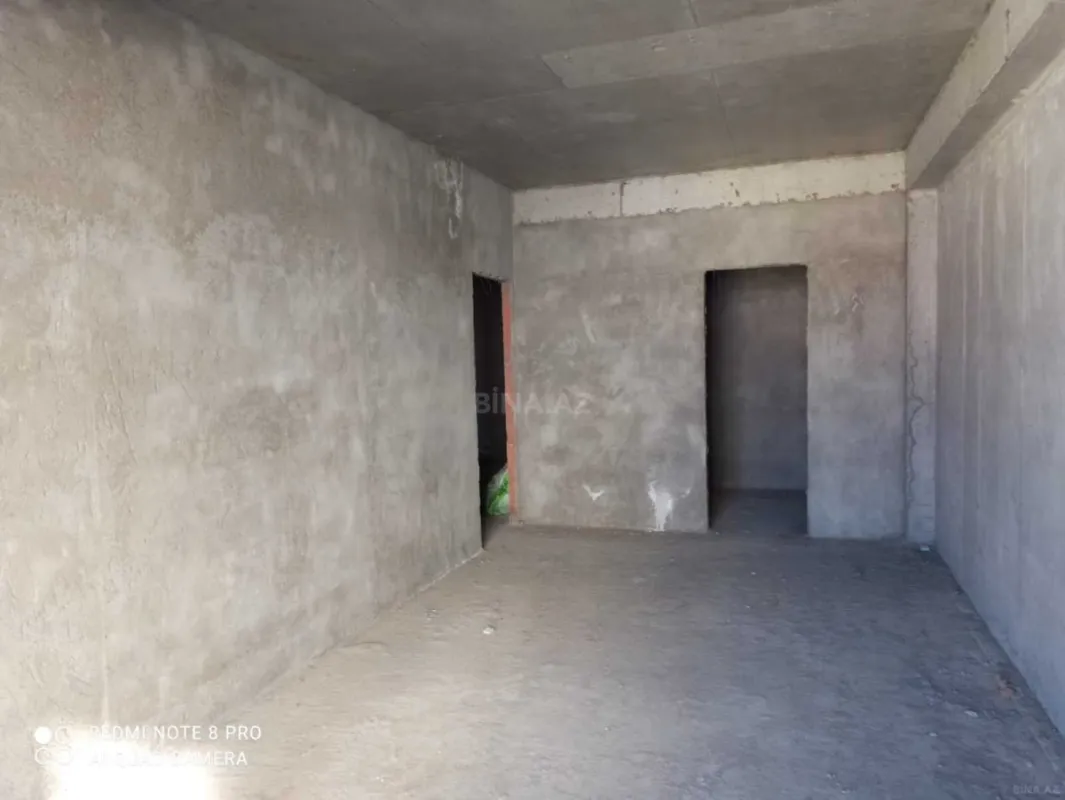 Satılır 4 otaqlı mənzil 165 m²