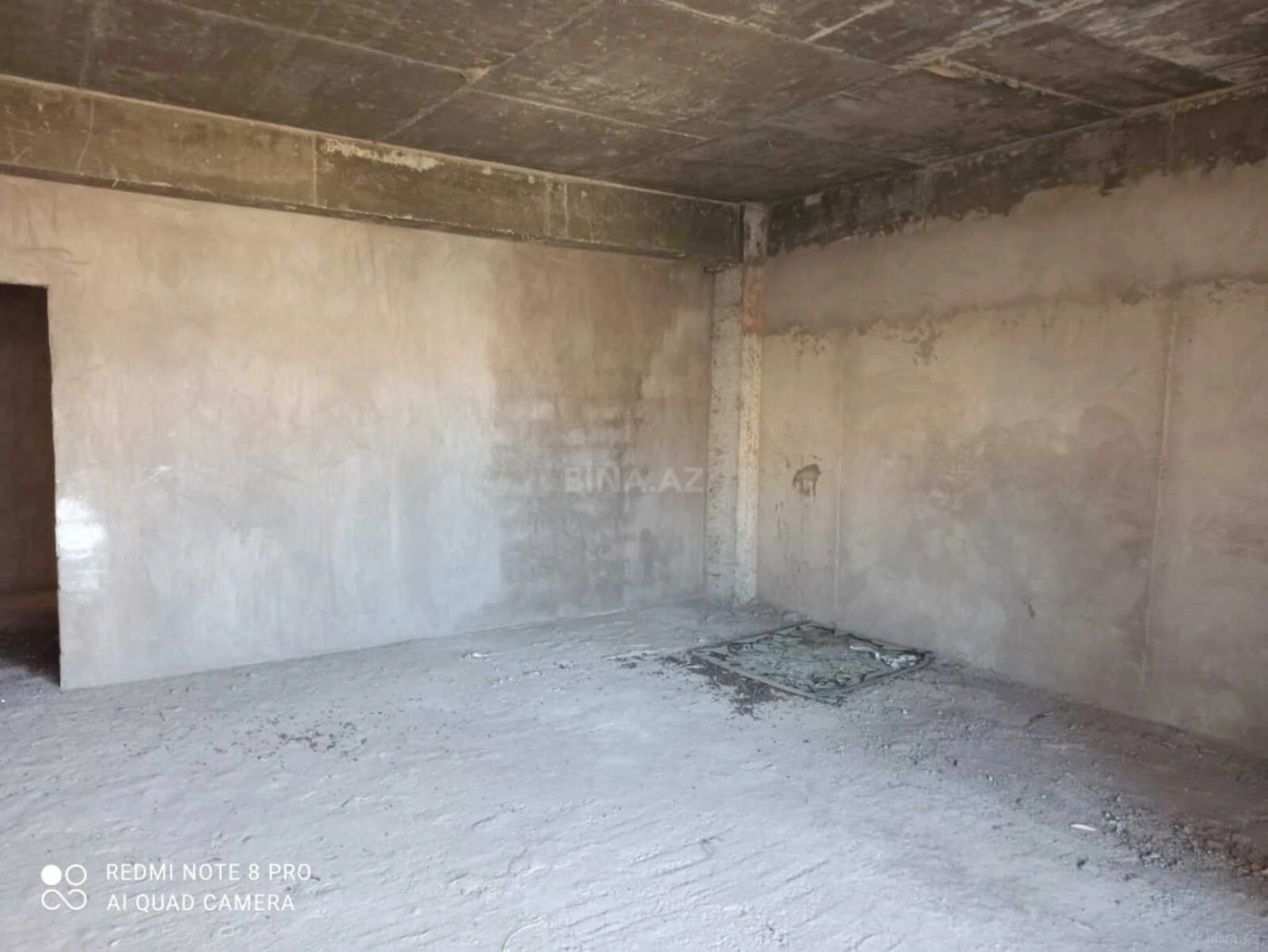 Satılır 4 otaqlı mənzil 165 m²
