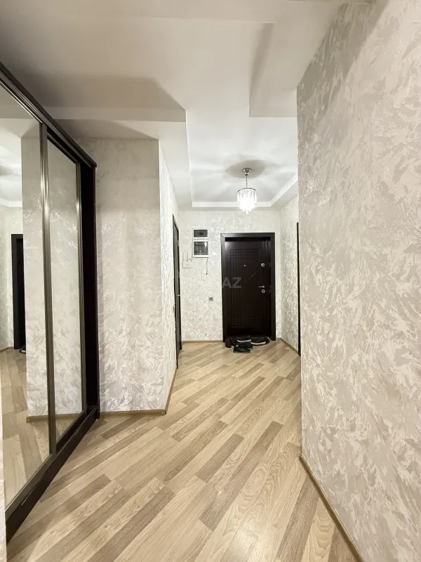 Satılır 2 otaqlı mənzil 80 m²