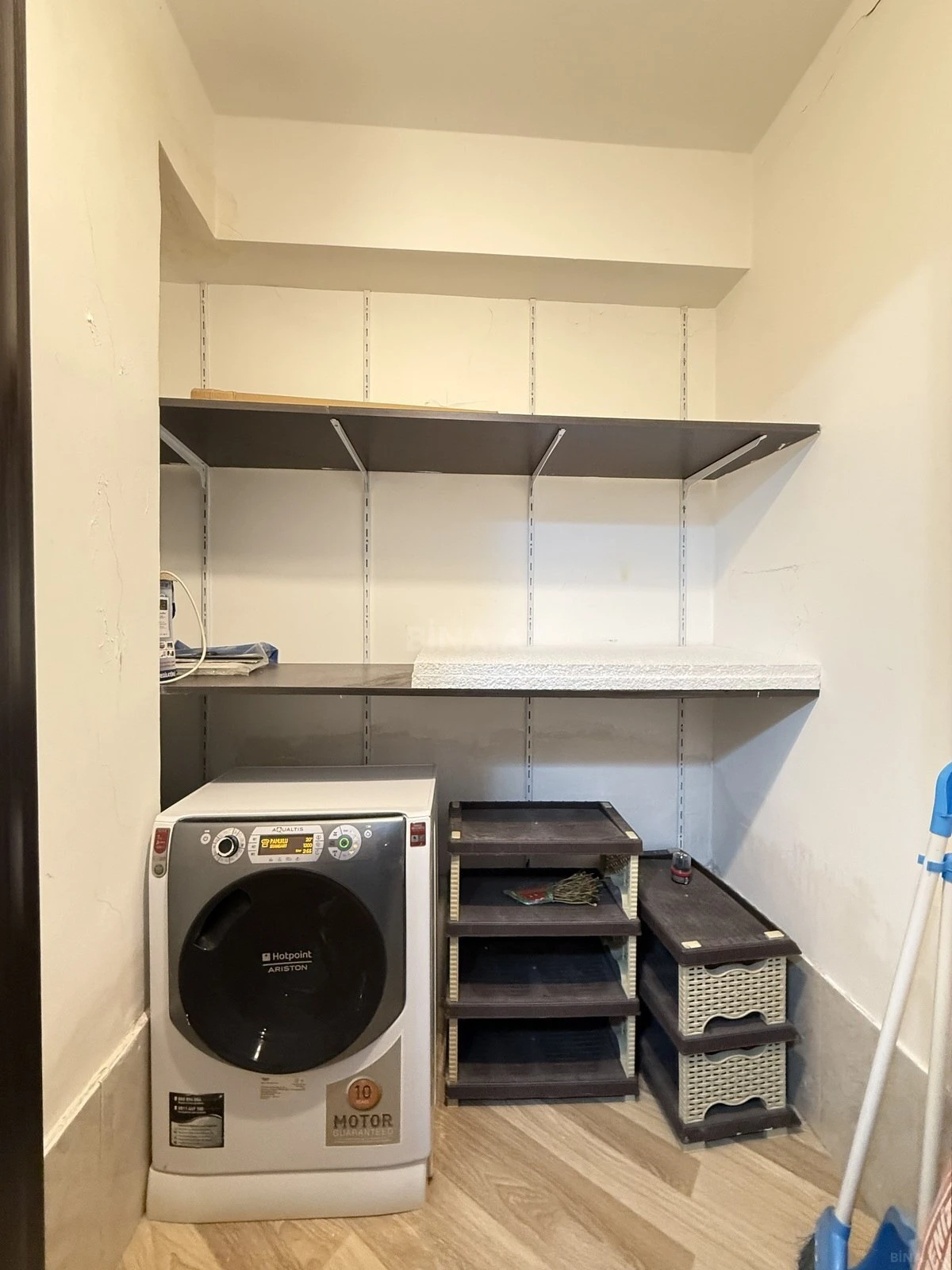 Satılır 2 otaqlı mənzil 80 m²