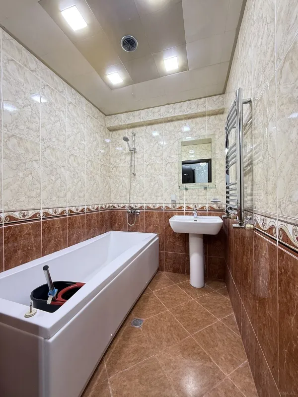 Satılır 2 otaqlı mənzil 80 m²